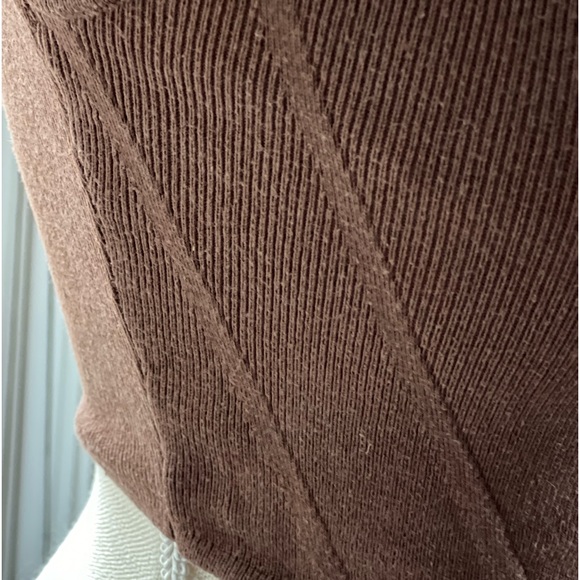 Kendall & Kylie Knit Tank - Picture 3 of 8